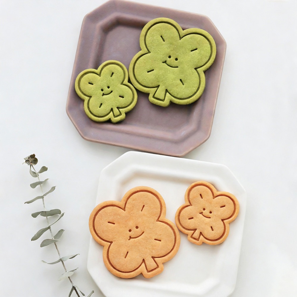แม่พิมพ์คุกกี้รูปใบโคลเวอร์สี่ - Kitchen Baking Utensil บทวิจารณ์และราคา