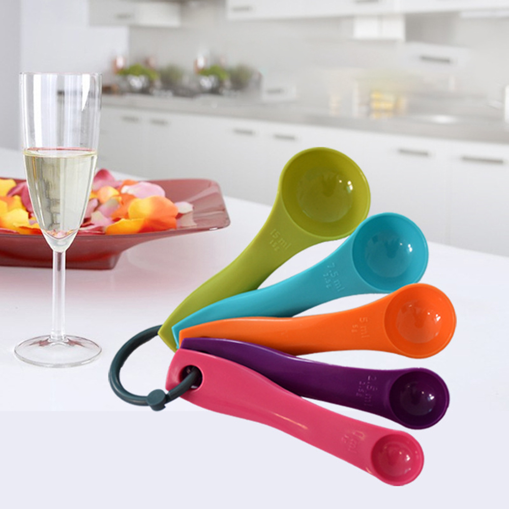 5 ชิ้นที่มีสีสันเกลือน้ํามันช้ - Kitchen Baking Kit บทวิจารณ์และราคา